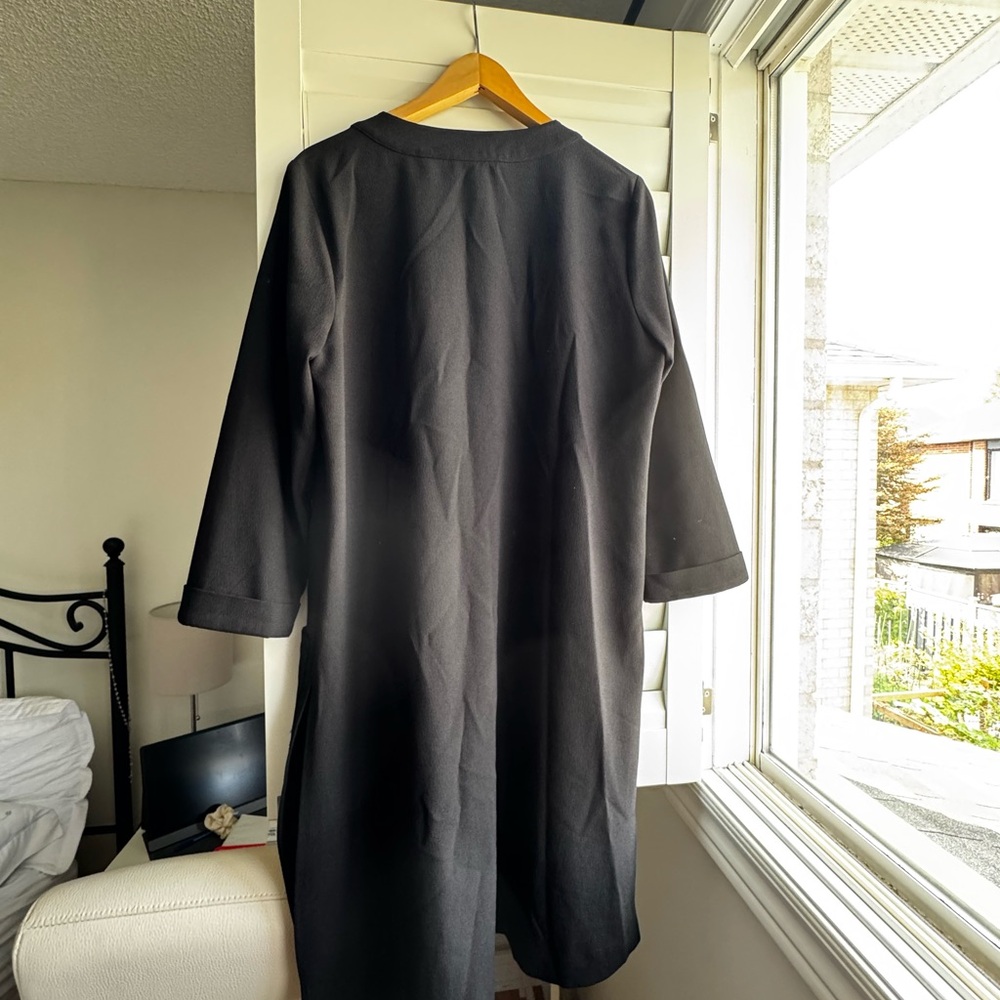 DR2 Elegant Black Cardigan - Picture 5 of 5